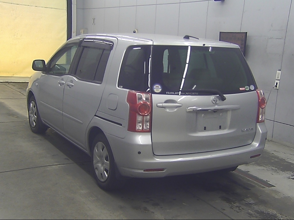 TOYOTA RAUM