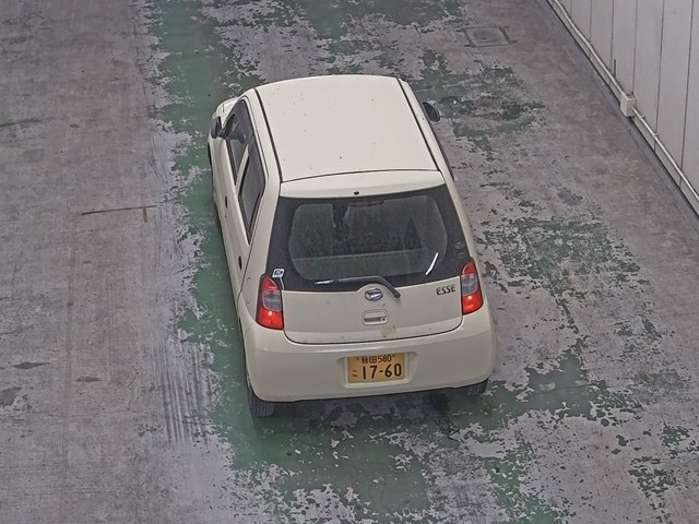DAIHATSU ESSE