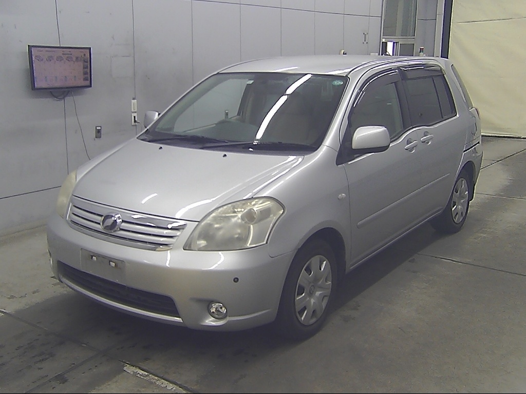 TOYOTA RAUM