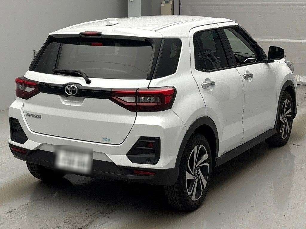 TOYOTA RAIZE