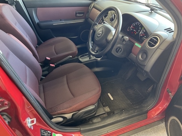 MAZDA VERISA