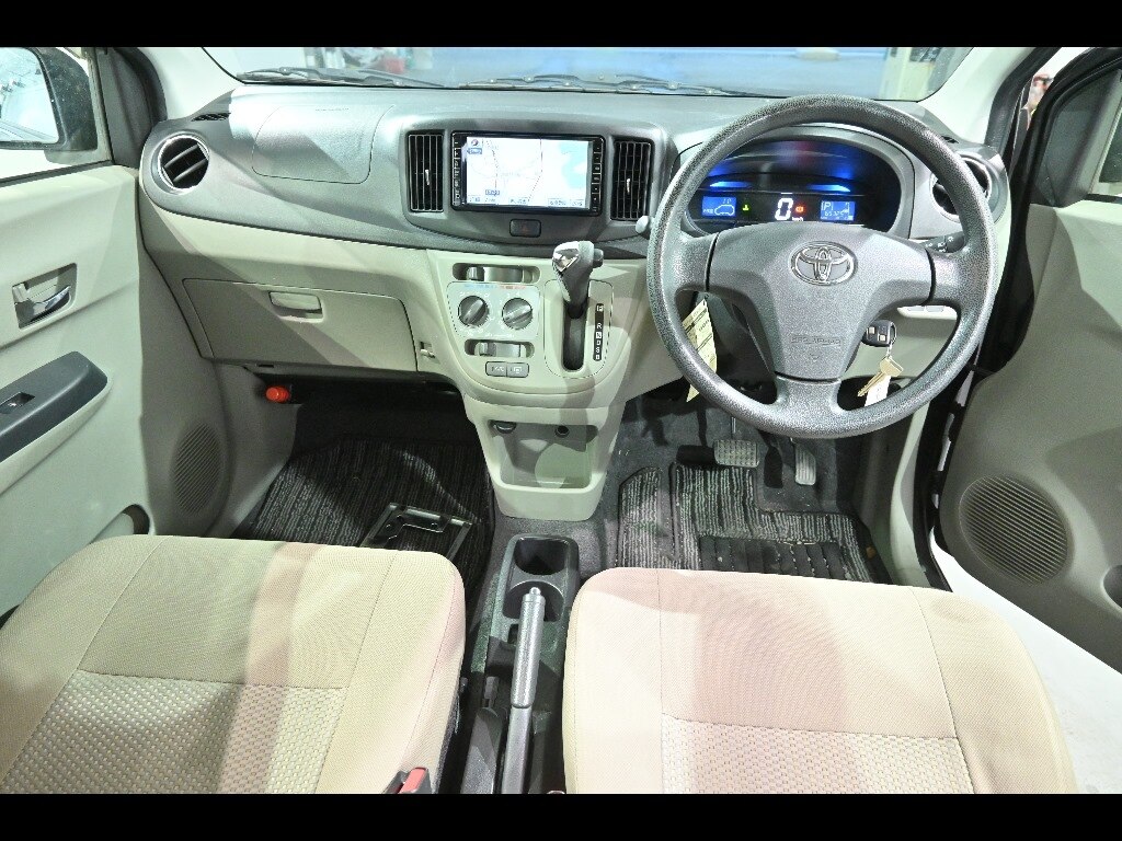TOYOTA PIXIS EPOCH