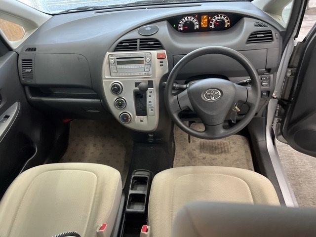 TOYOTA RACTIS