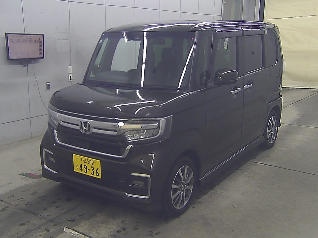 HONDA N-BOX