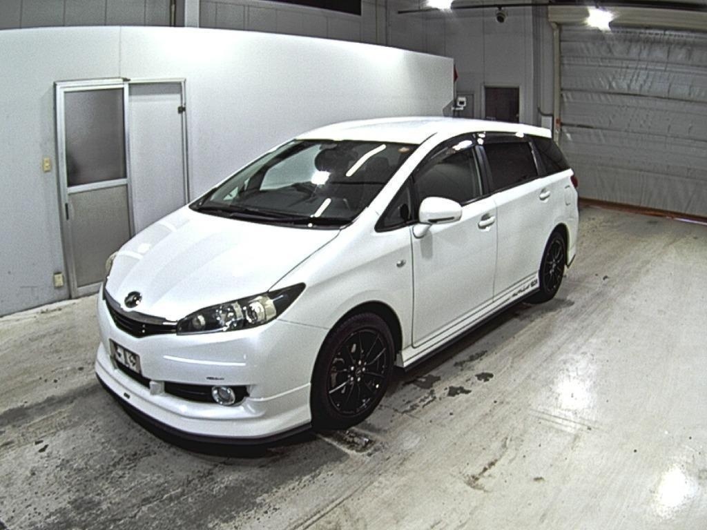 TOYOTA WISH