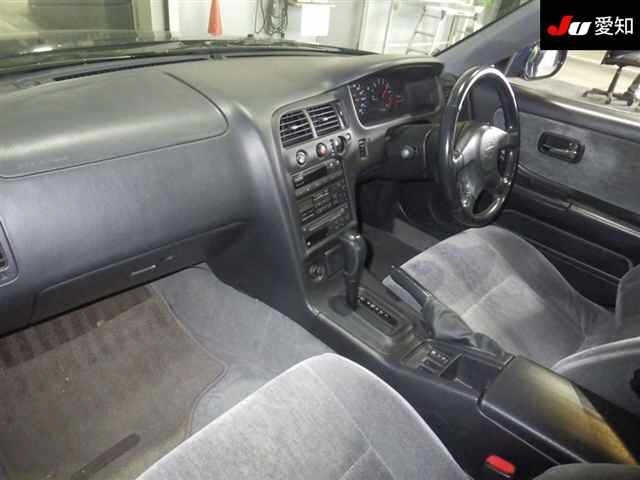 NISSAN SKYLINE