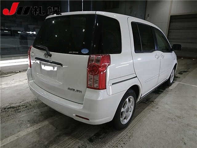 TOYOTA RAUM