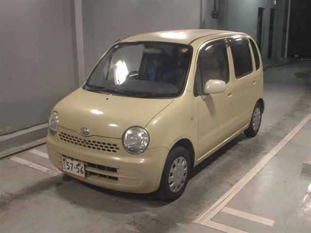 DAIHATSU MOVE LATTE