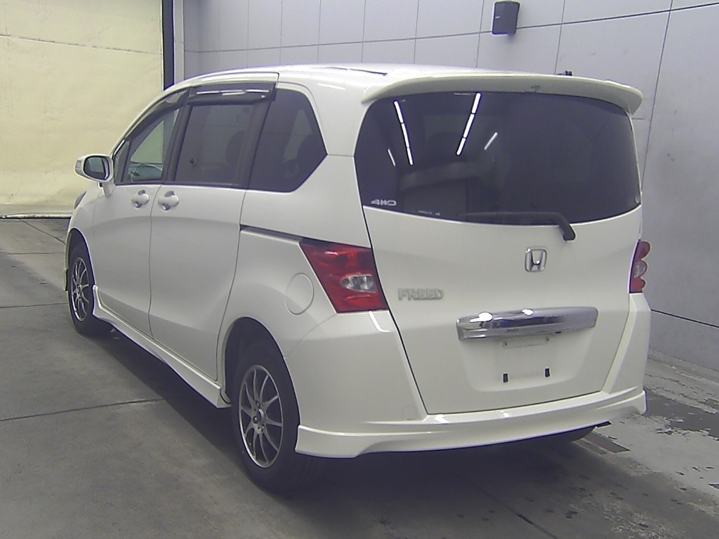 HONDA FREED