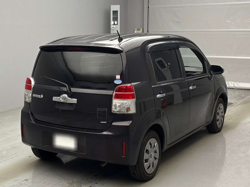 TOYOTA SPADE