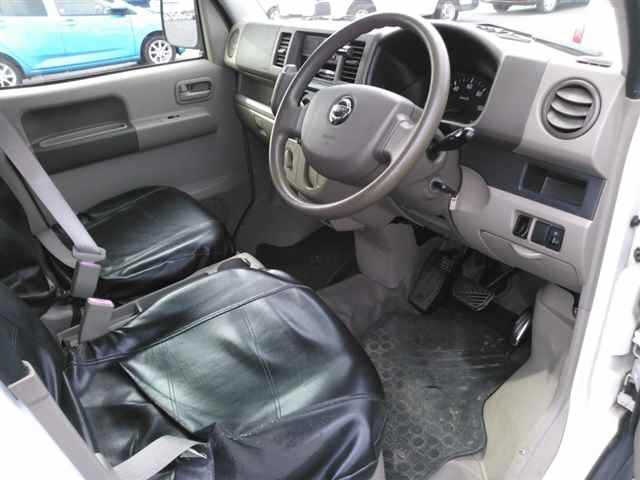 NISSAN NV100 CLIPPER