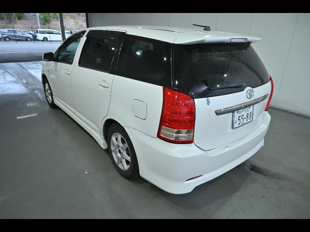 TOYOTA WISH