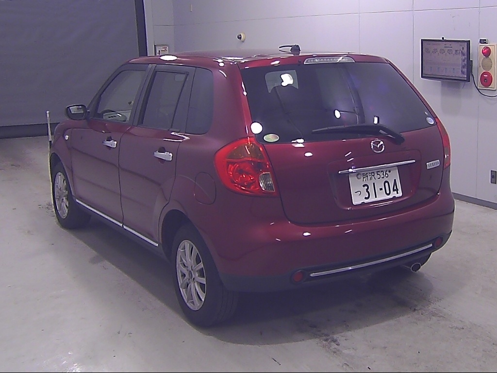MAZDA VERISA