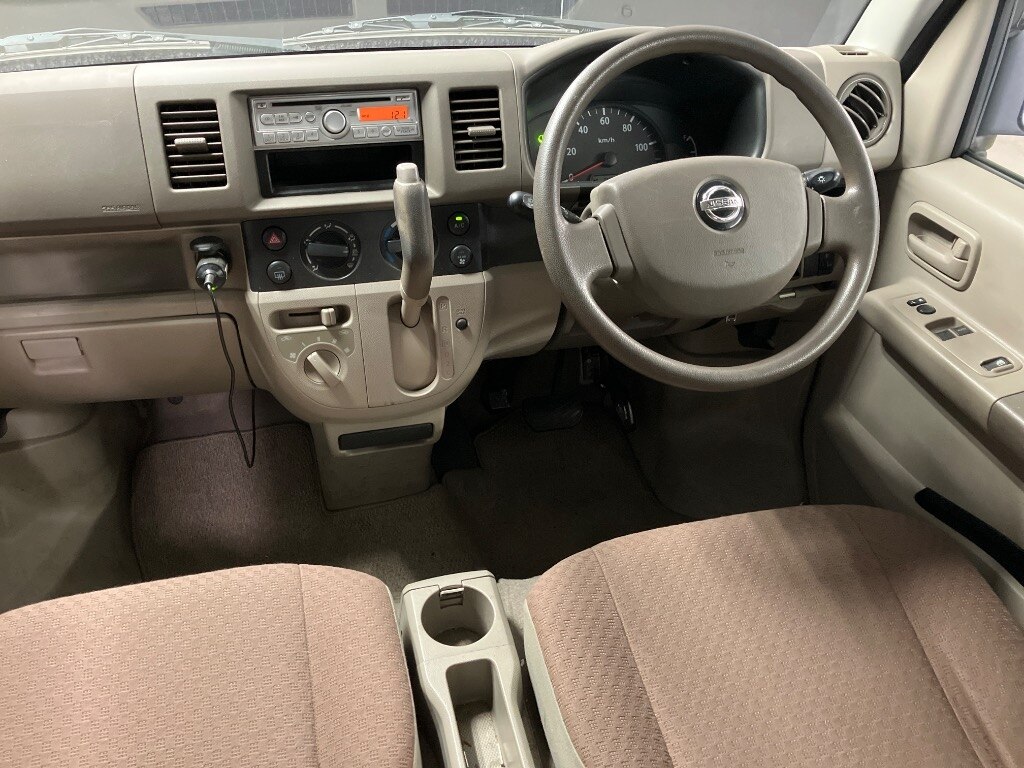 NISSAN NV100 CLIPPER