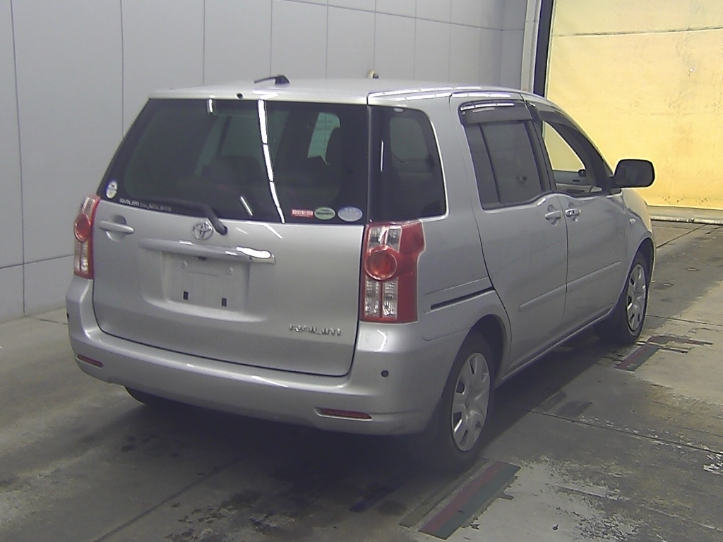 TOYOTA RAUM