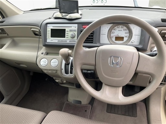 HONDA LIFE