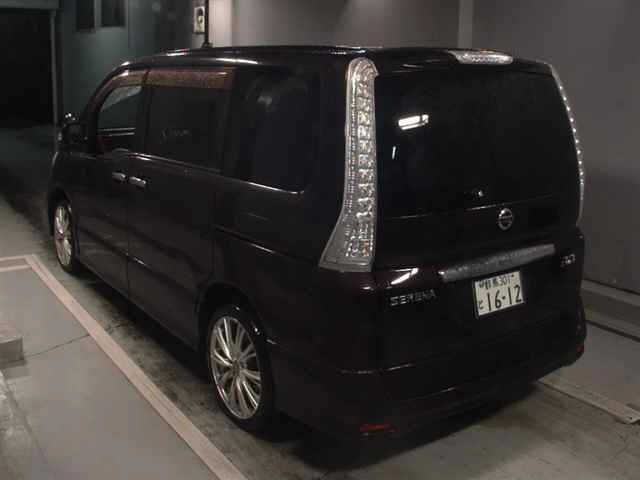NISSAN SERENA