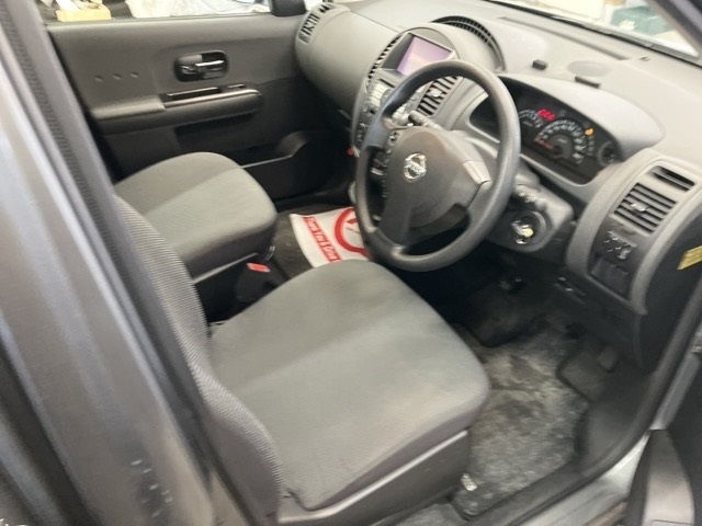 NISSAN LAFESTA