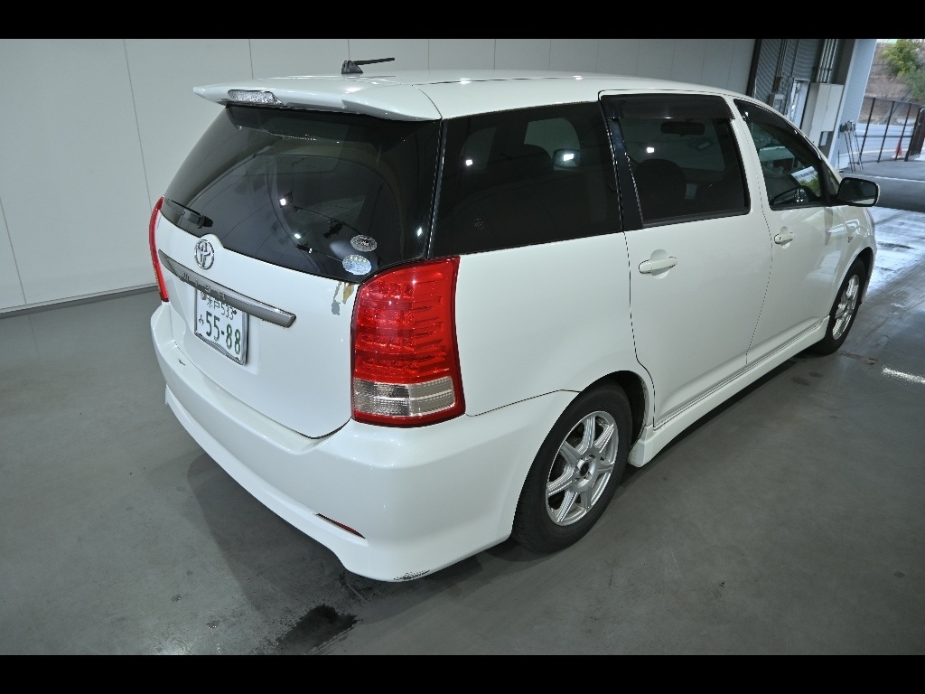 TOYOTA WISH
