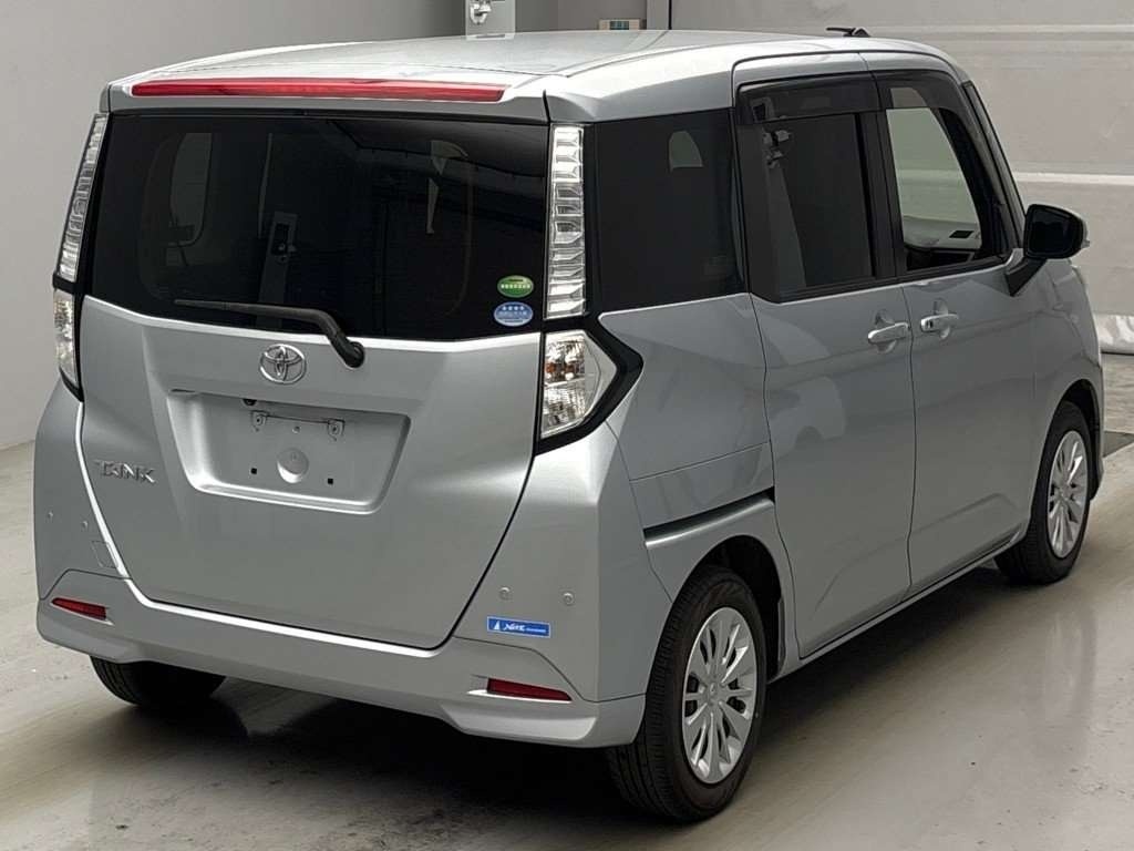 TOYOTA TANK