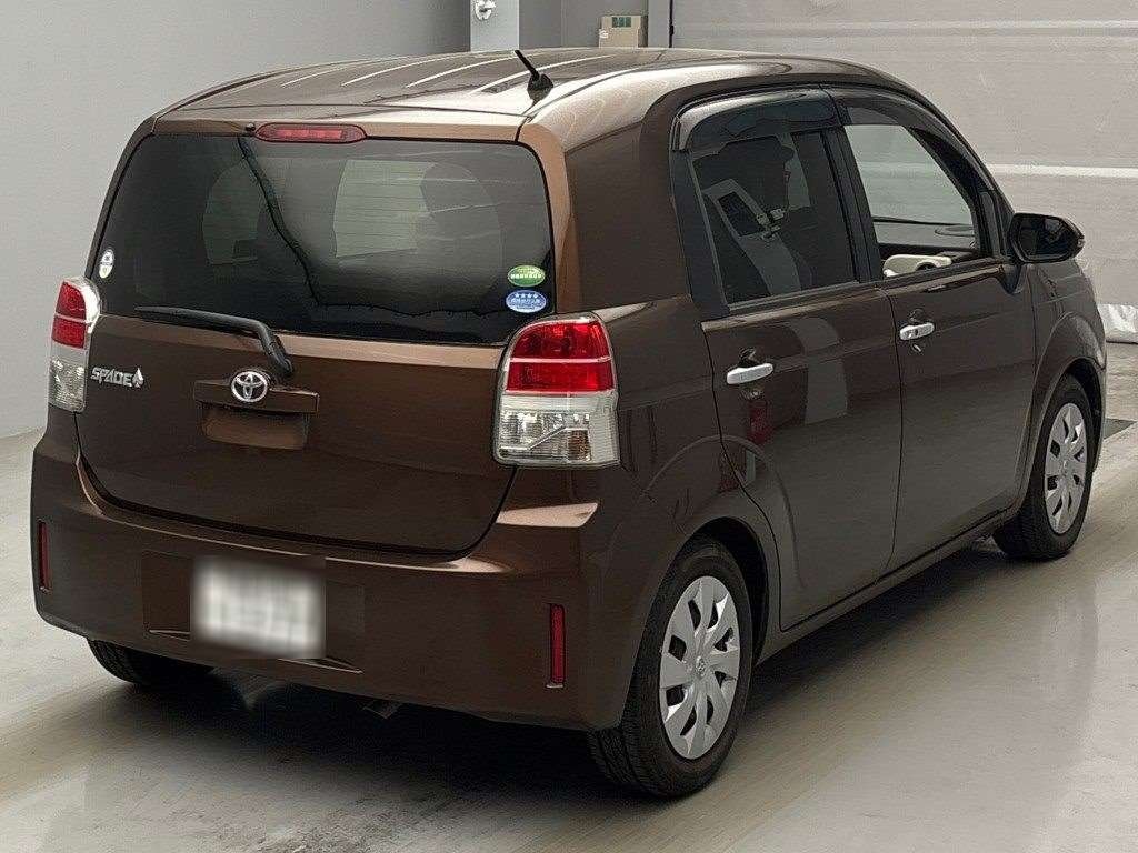 TOYOTA SPADE