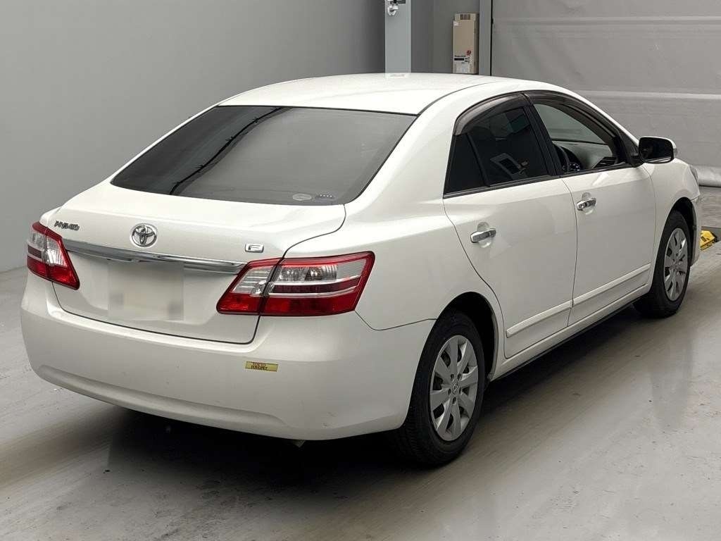 TOYOTA PREMIO