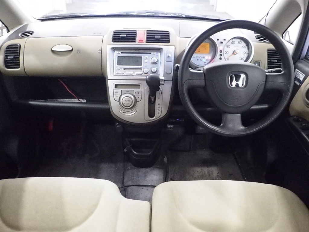 HONDA LIFE