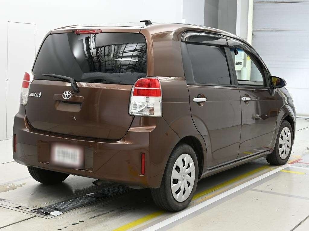 TOYOTA SPADE
