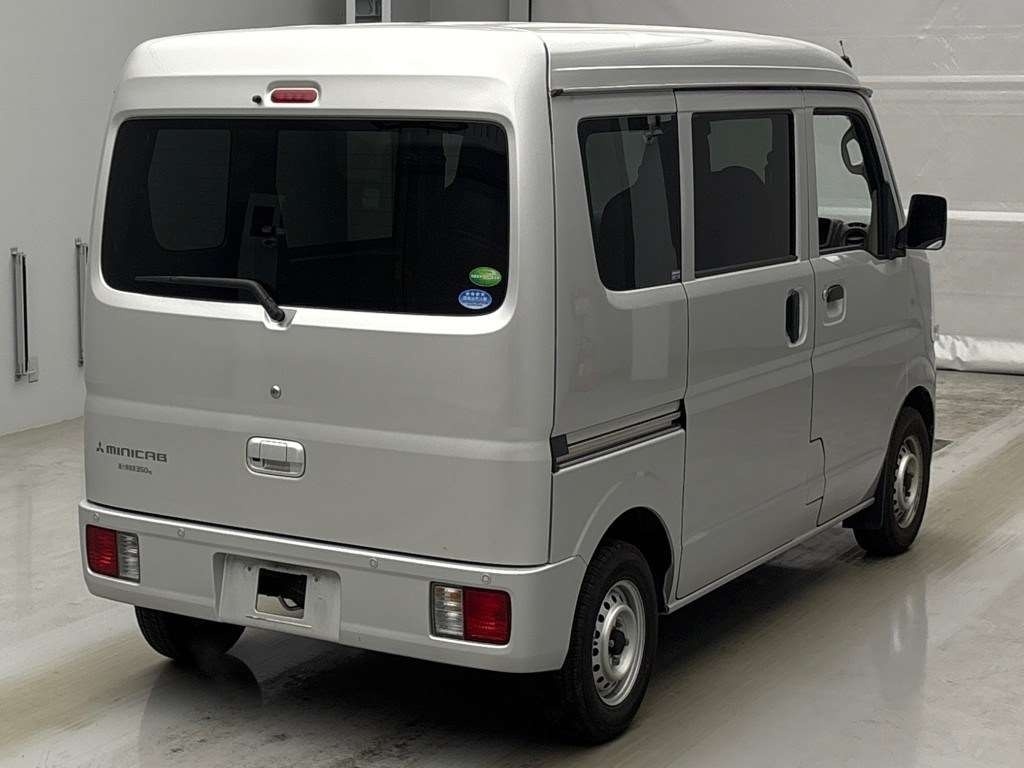 MITSUBISHI MINICAB