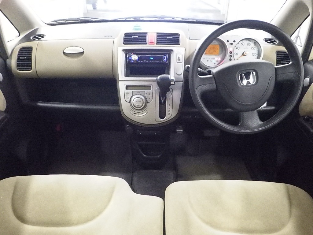 HONDA LIFE