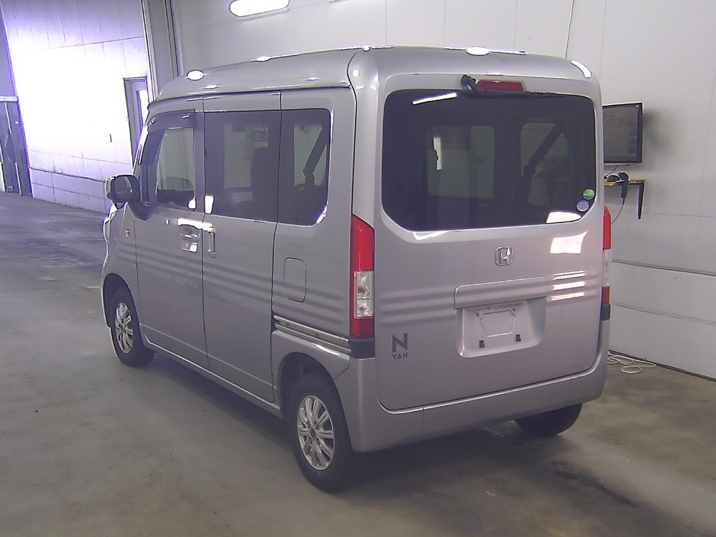 HONDA N-VAN