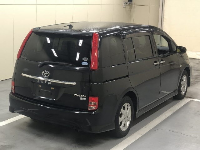 TOYOTA ISIS
