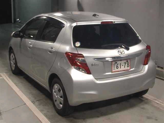 TOYOTA VITZ