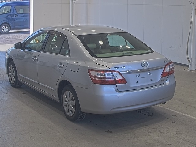 TOYOTA PREMIO