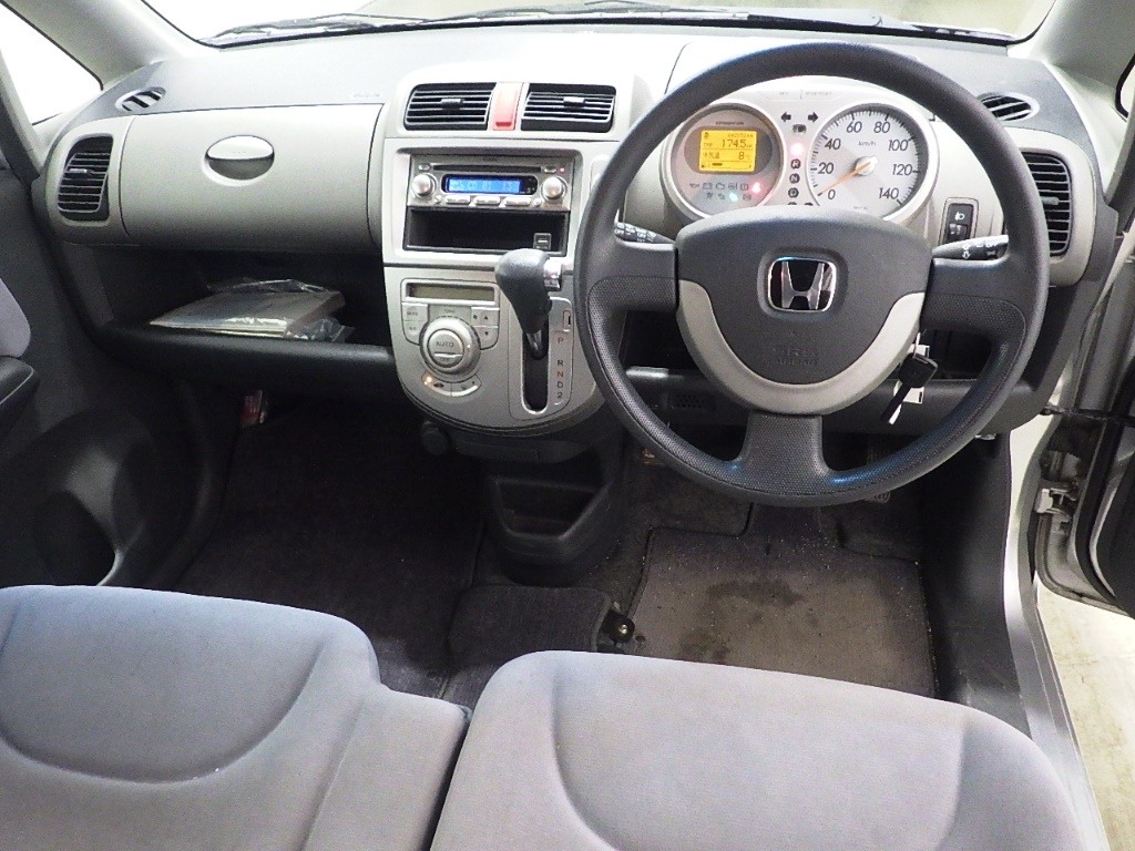 HONDA LIFE