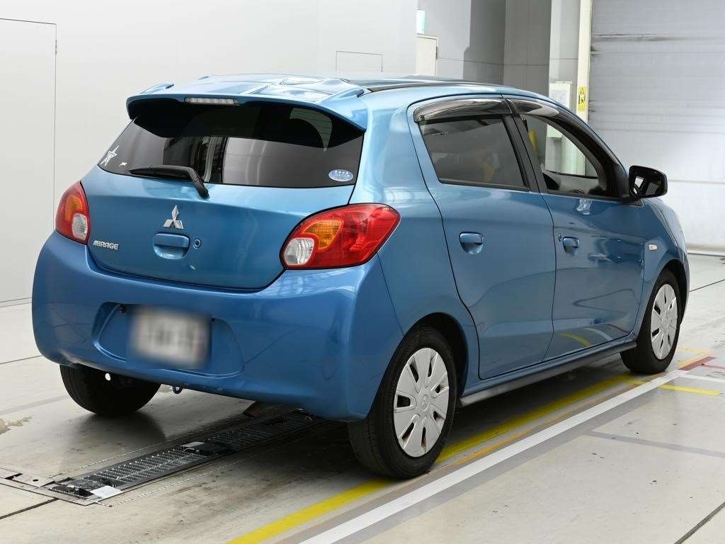 MITSUBISHI MIRAGE