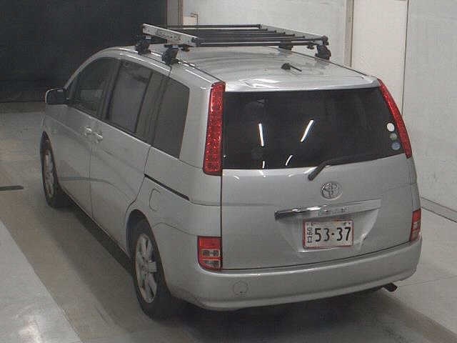 TOYOTA ISIS