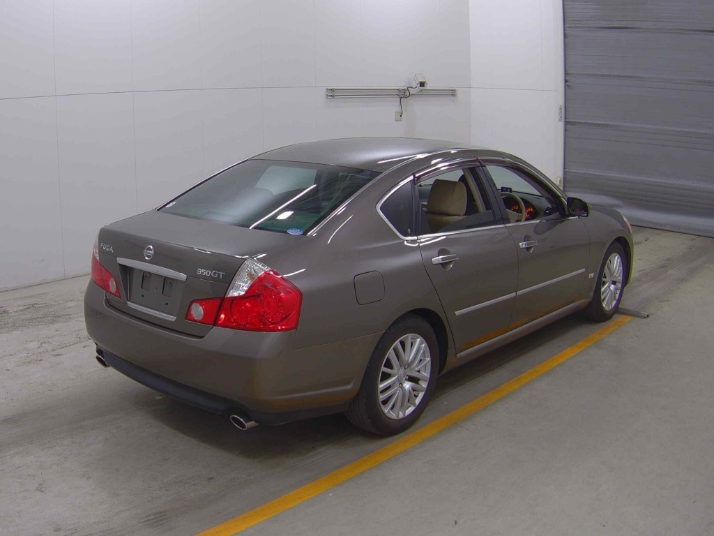 NISSAN FUGA