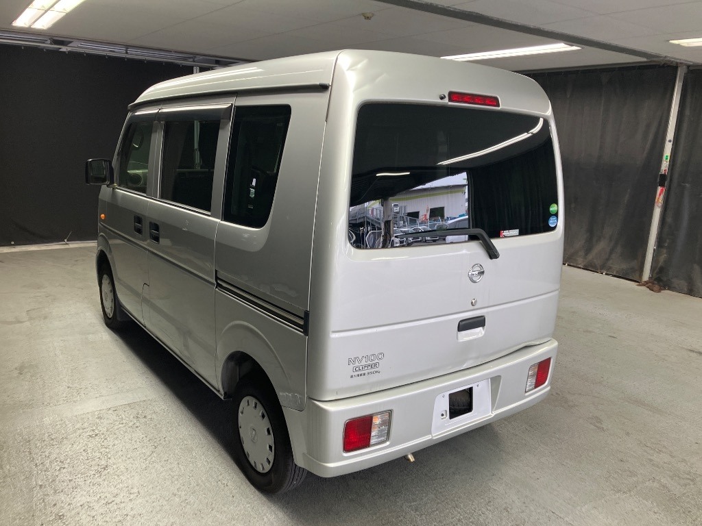 NISSAN NV100 CLIPPER