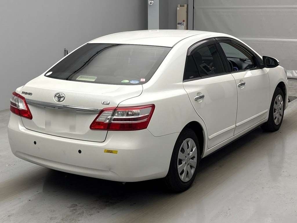 TOYOTA PREMIO