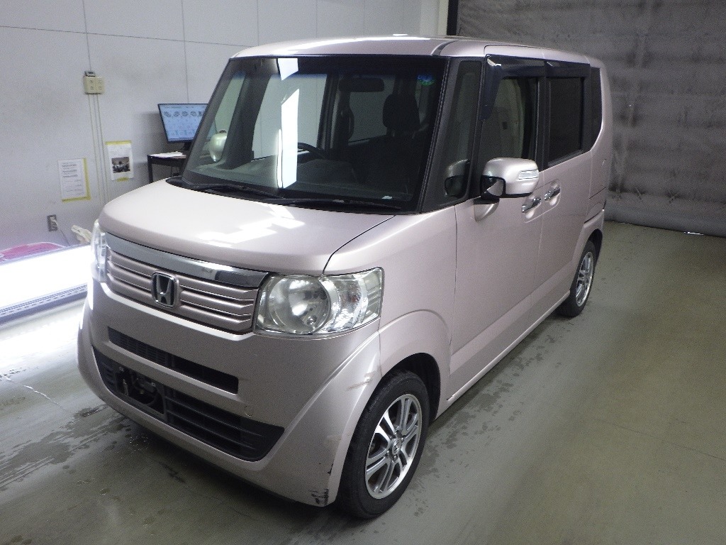 HONDA N-BOX