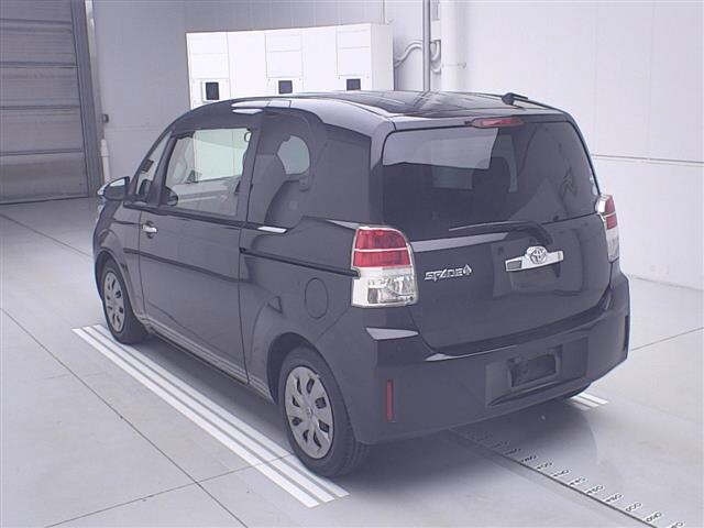 TOYOTA SPADE