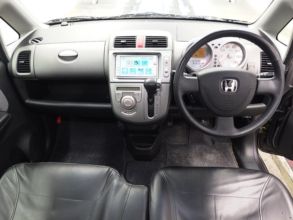 HONDA LIFE