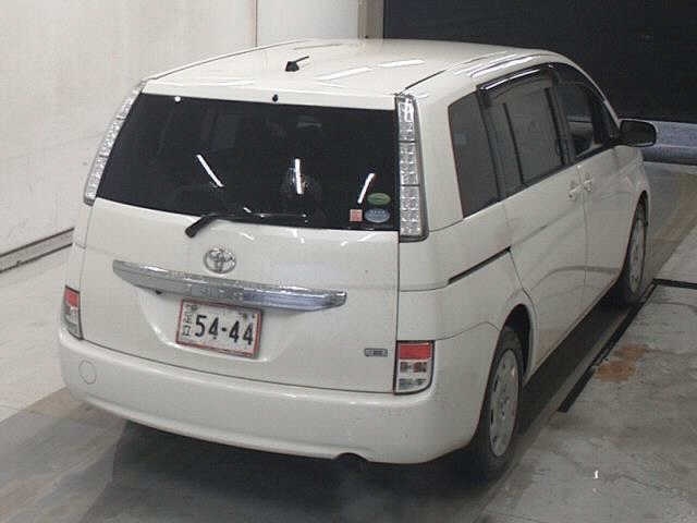 TOYOTA ISIS