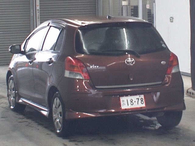 TOYOTA VITZ