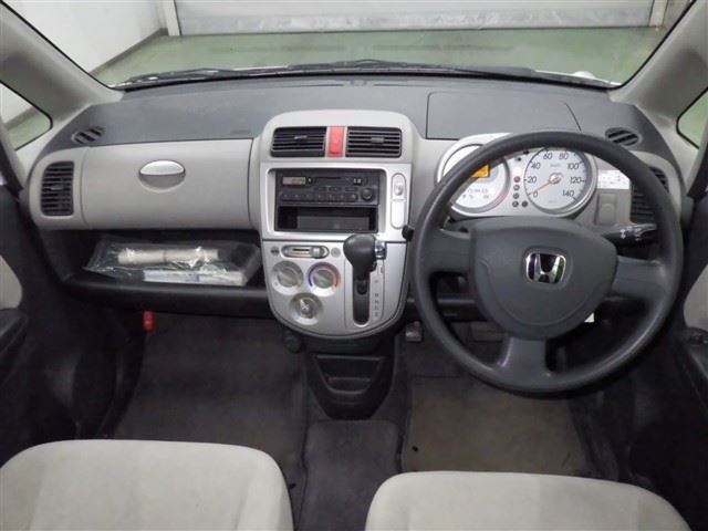 HONDA LIFE