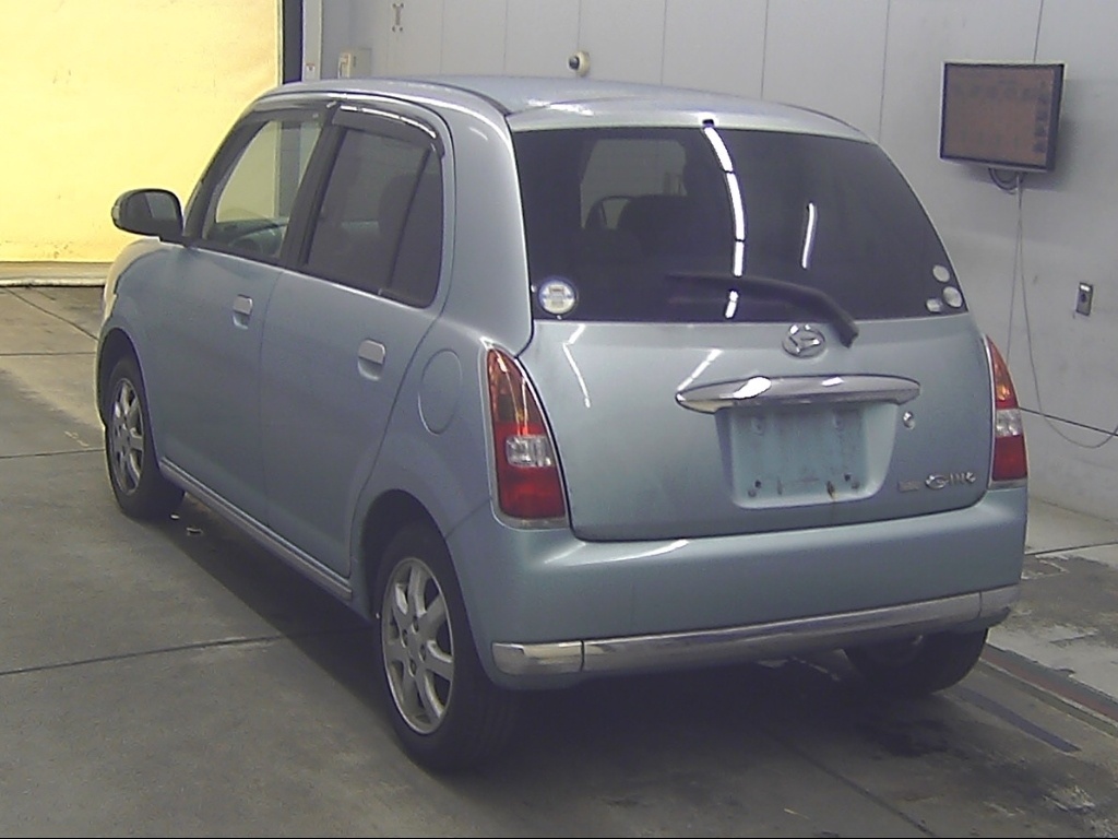 DAIHATSU MIRA GINO