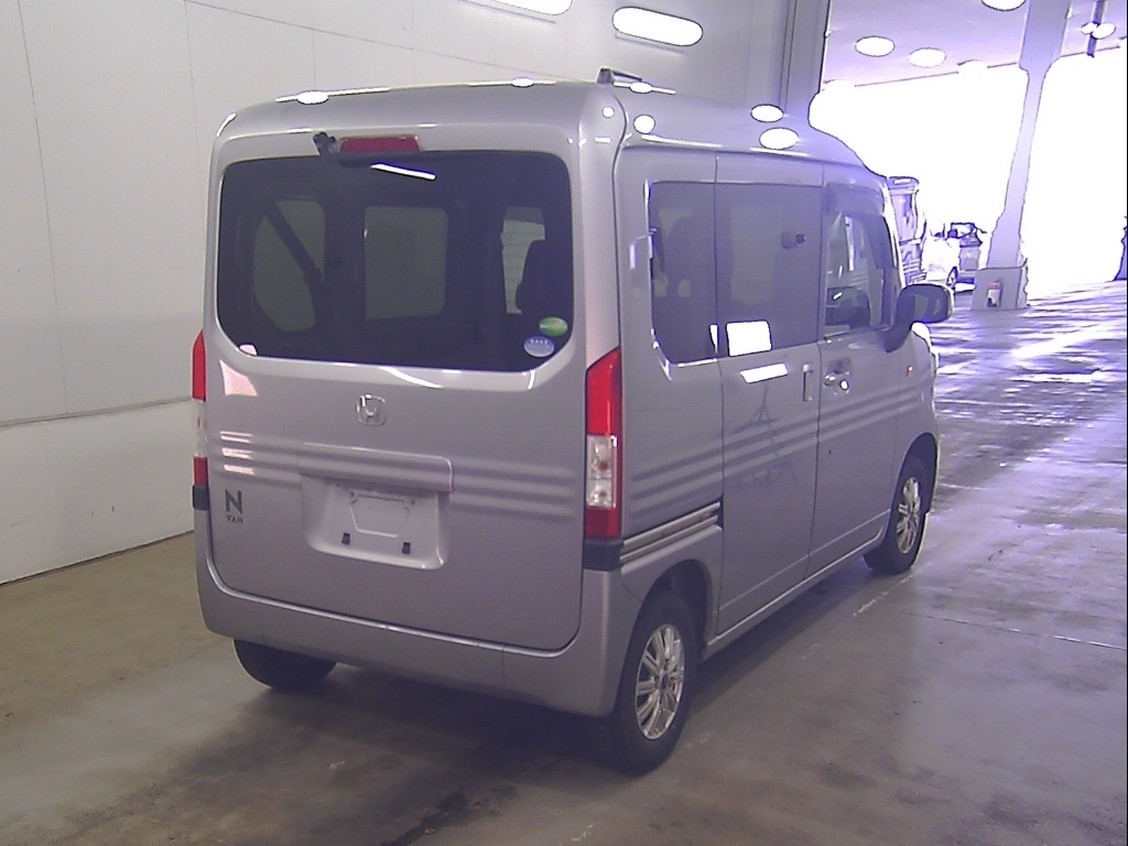 HONDA N-VAN
