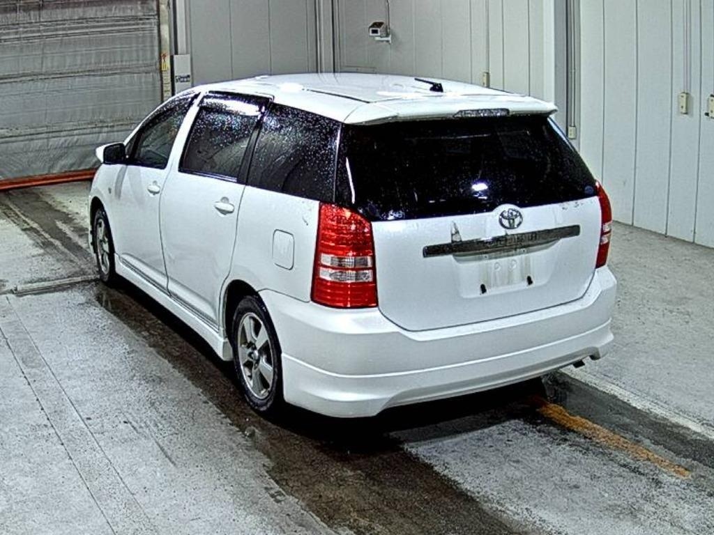 TOYOTA WISH