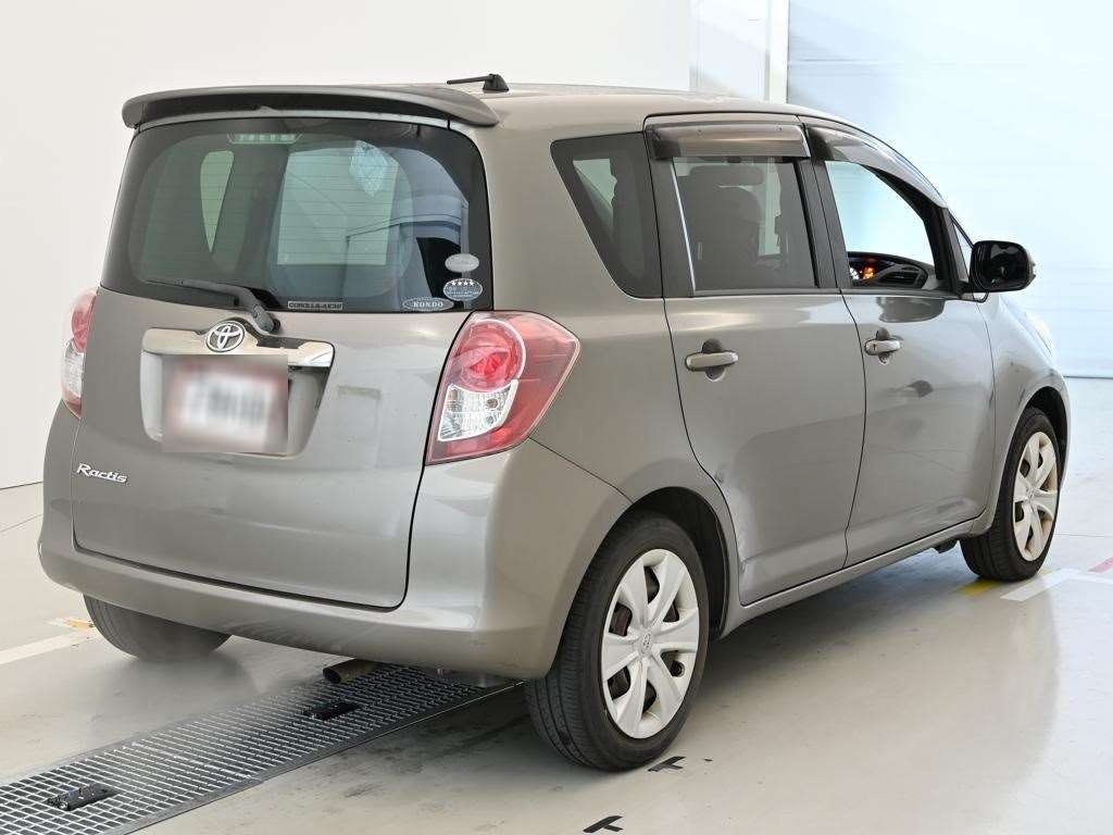 TOYOTA RACTIS